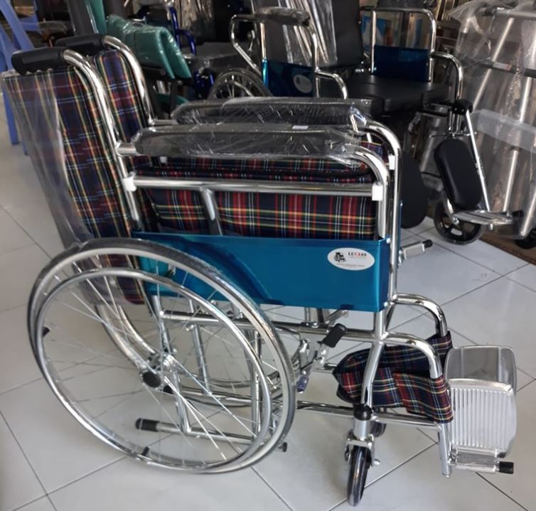 cữa hàng xe lăn lucass