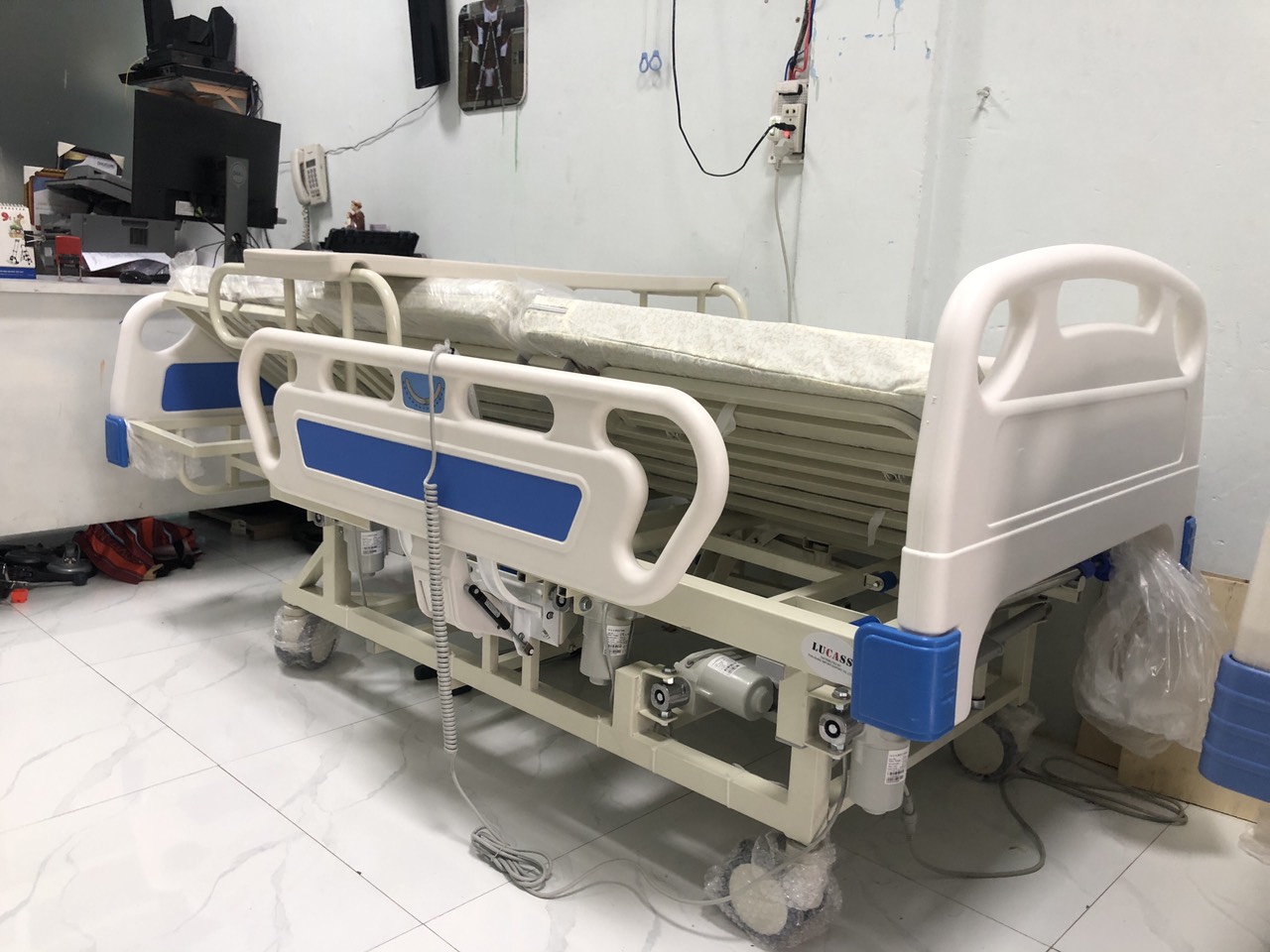 Hình ảnh giường bệnh lucass Gb-4