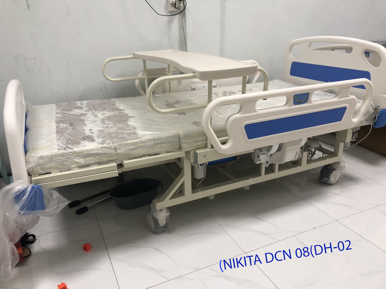 Giường y tế đa năng và những mẫu giường lý tưởng cho việc chăm sóc người già hiện nay