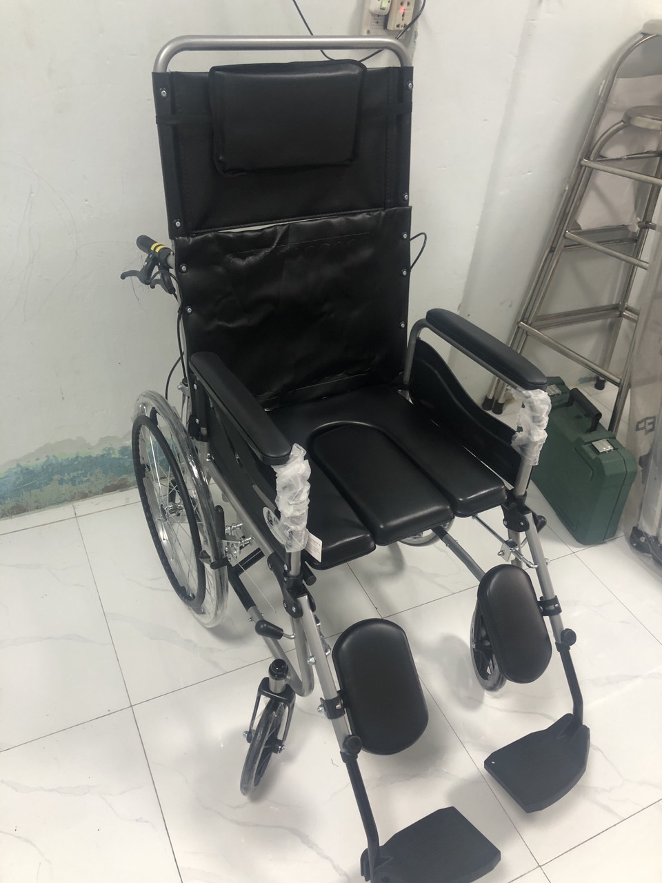 Xe lăn chống lật